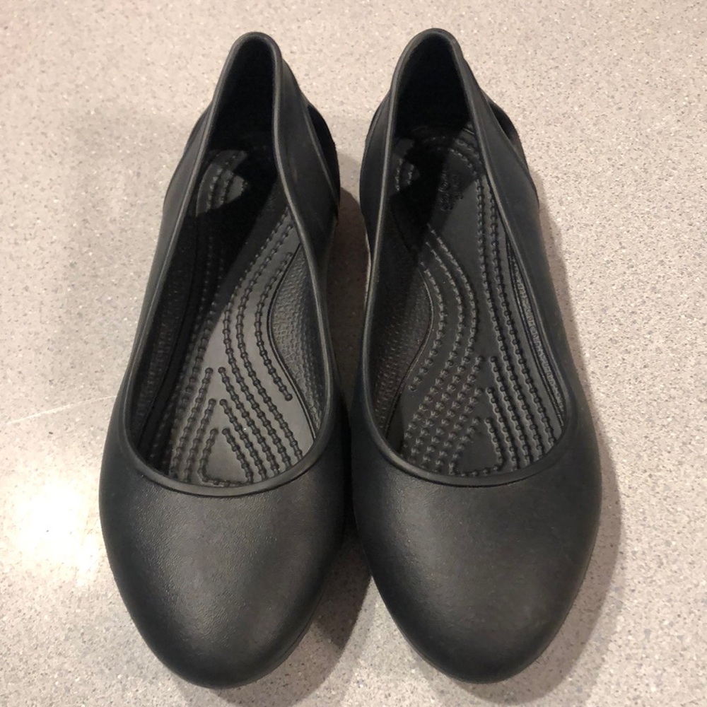 Crocs size 4 Black Iconic Comfort Ballerina Style Shoe